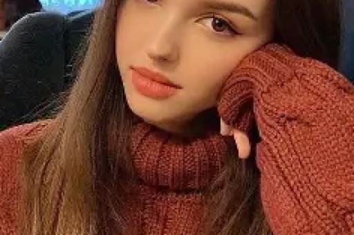 赵露思连日直播逆袭粉丝破纪录成带货女王斩获小红书第一人！