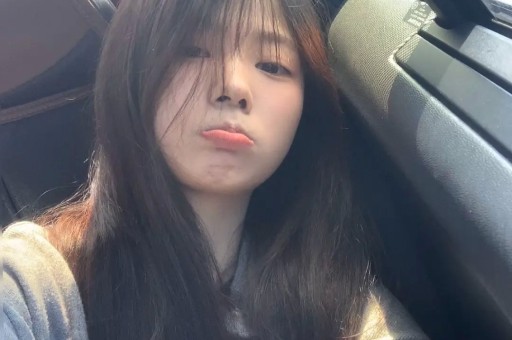 吃瓜爆料群二维码：最新入口与美女一起吃瓜