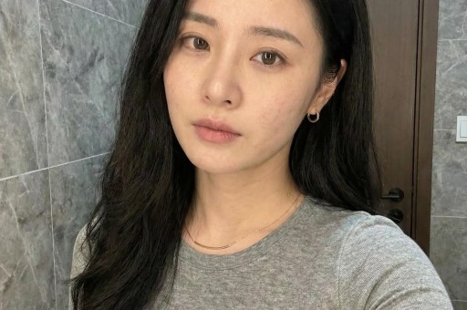 邓丽君的男友们：豪二代、功夫小子、文艺青年却全成了“前任”