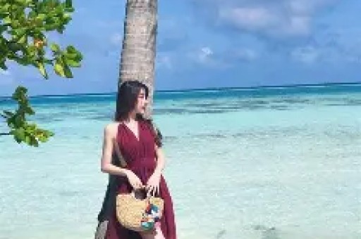 明星八卦大揭秘：李小璐、白敬亭、魏大勋等娱乐圈风云再起！